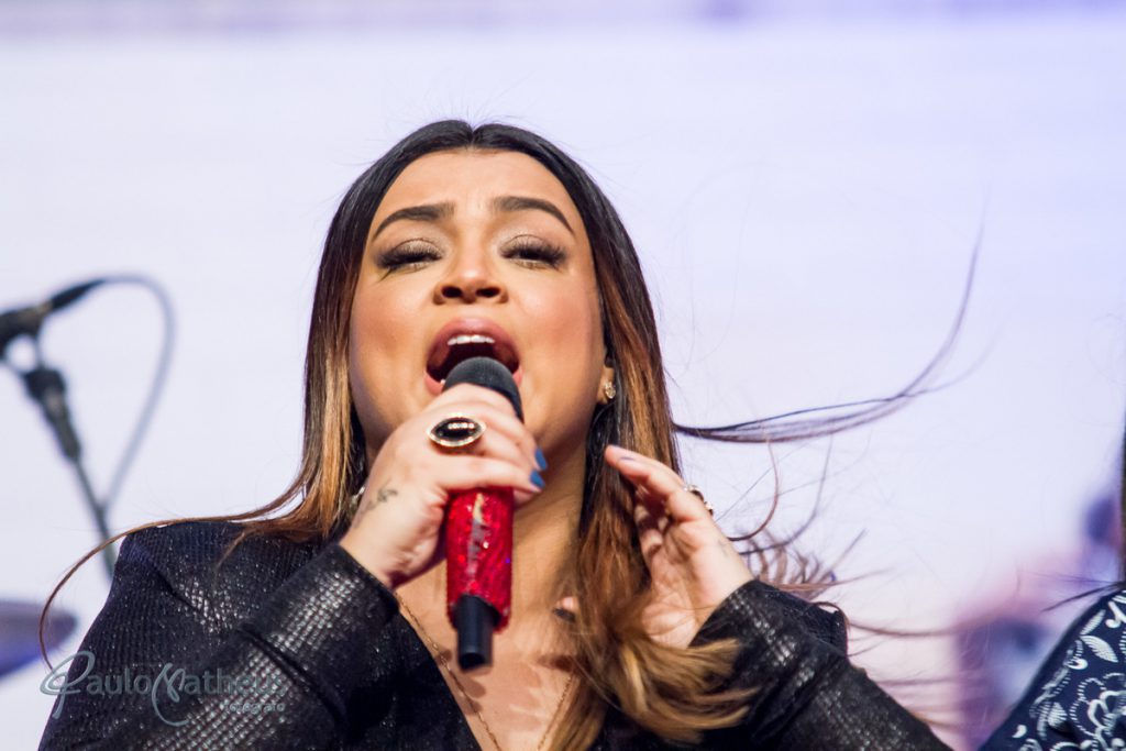 Cantora Preta Gil fotografada pelo fotógrafo de empresa Paulo Matheus