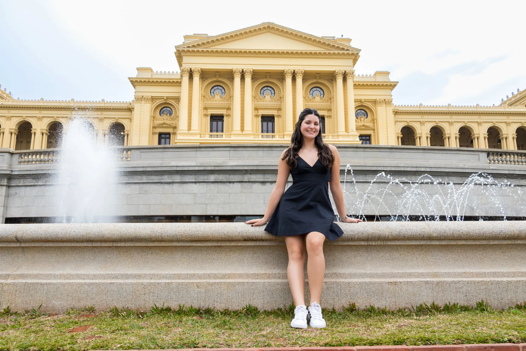 Ensaio fotográfico de debutante ao ar livre em São Paulo